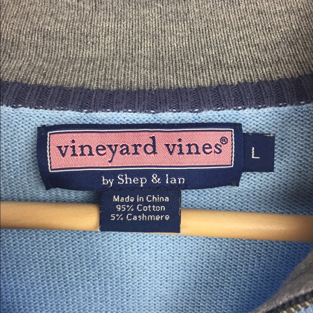 **SOLD**Vineyard Vines Men’s half zip pullover sweater- Lg - Picture 4 of 5